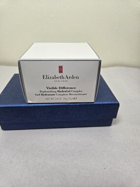 Elizabeth Arden Visible Difference Replenishing HydraGel Complex
